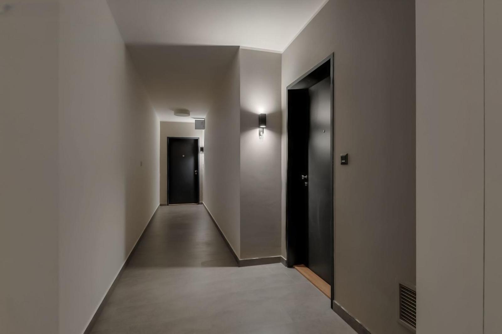 Holesovice Delight: Modern Comfort With A Twist In Prague 7 Exteriör bild