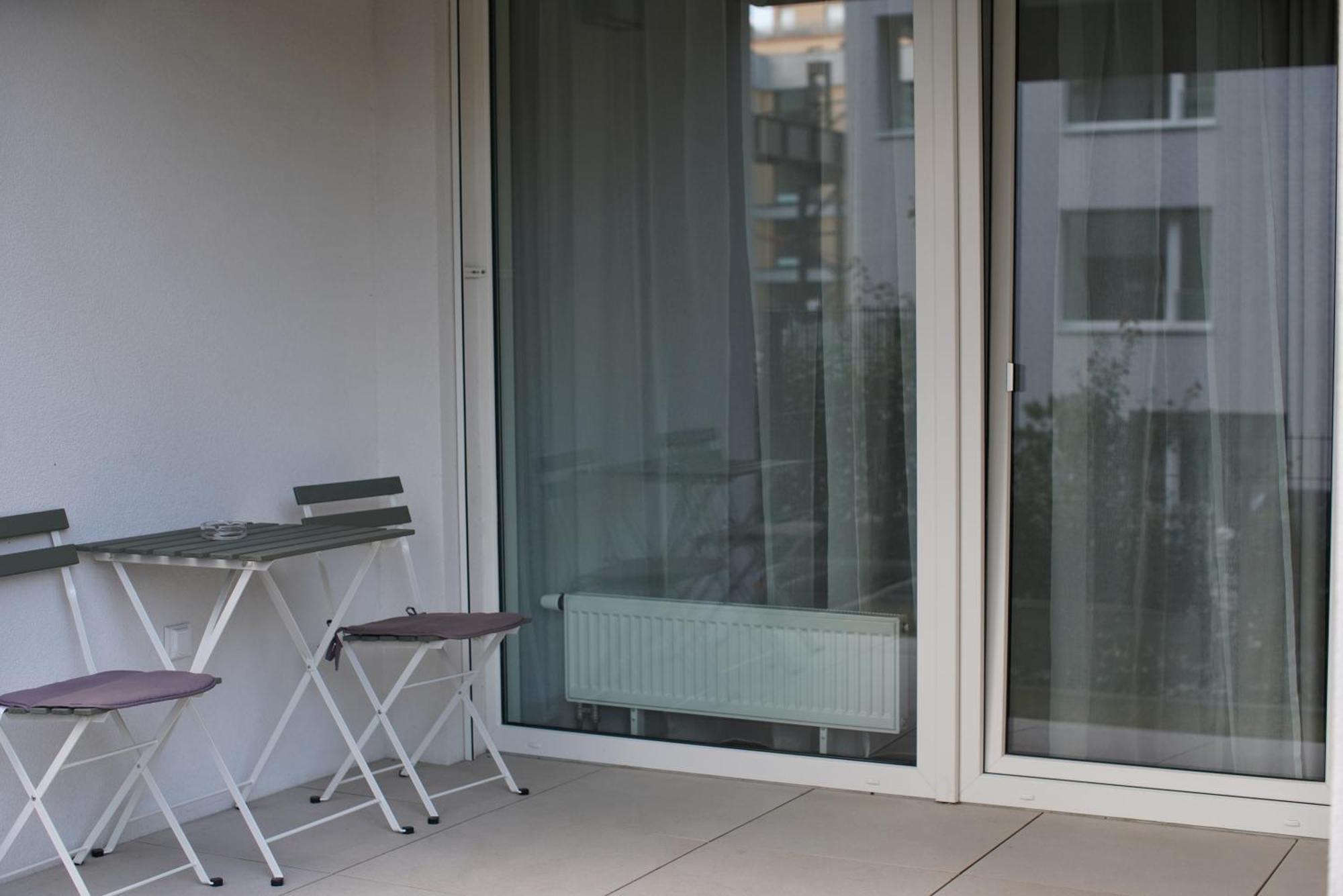 Holesovice Delight: Modern Comfort With A Twist In Prague 7 Exteriör bild