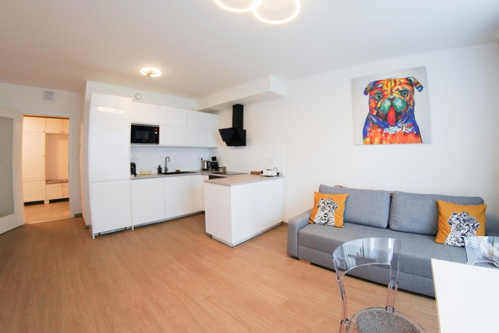 Holesovice Delight: Modern Comfort With A Twist In Prague 7 Exteriör bild